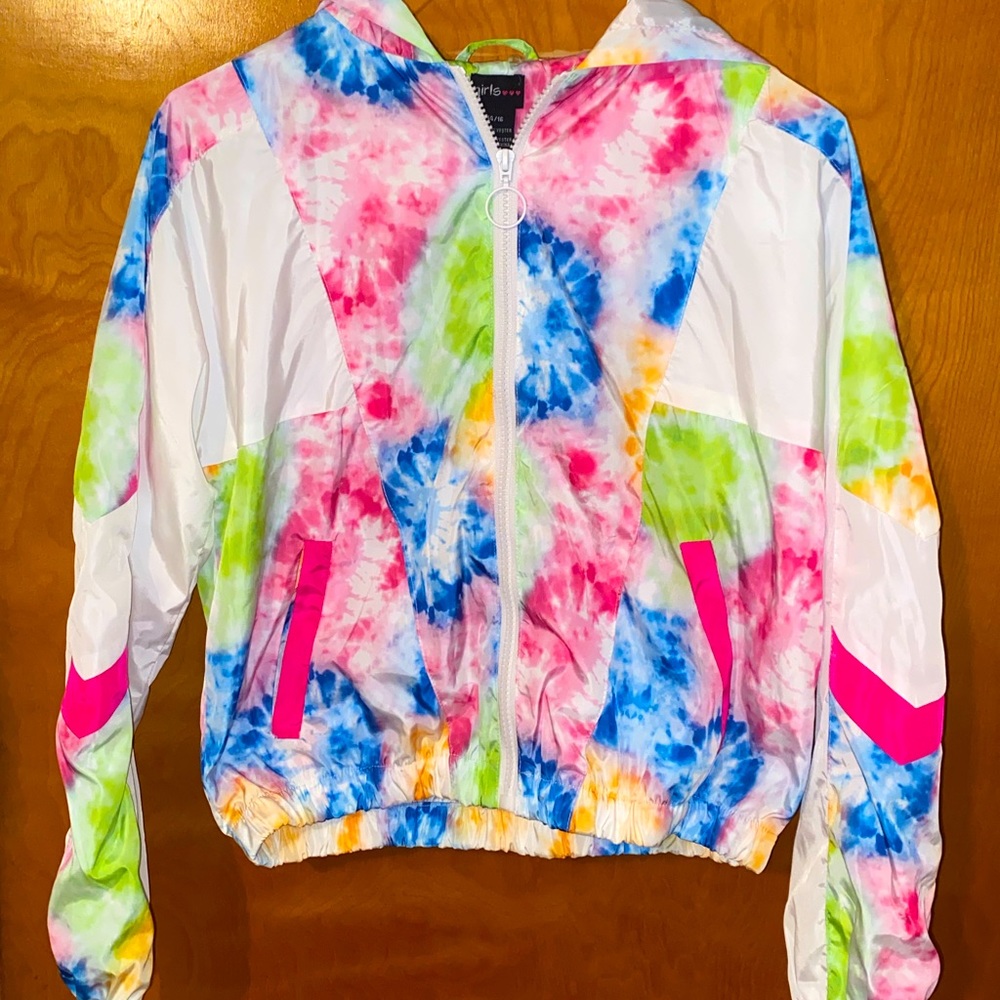 Girls Jacket/Windbreaker. Multicolor. Like New!